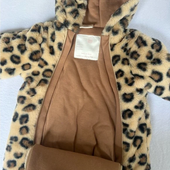 Leopard Print Kids One Piece - Picture 5 of 6